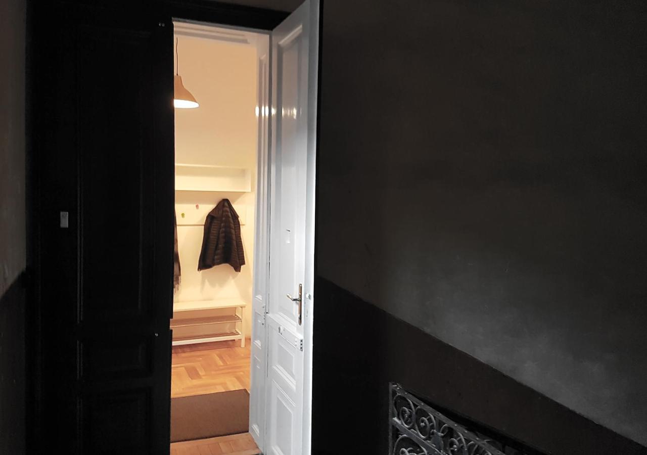 Luxury New Cozy Flat At Dob Street Nearby Gozsdu Court * Budapešť